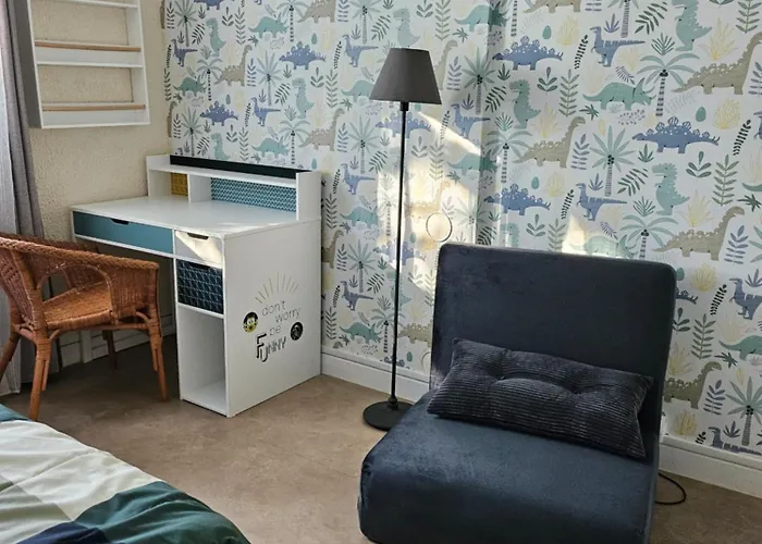 Appartement F3 - Calme, Meuble Et Chaleureux